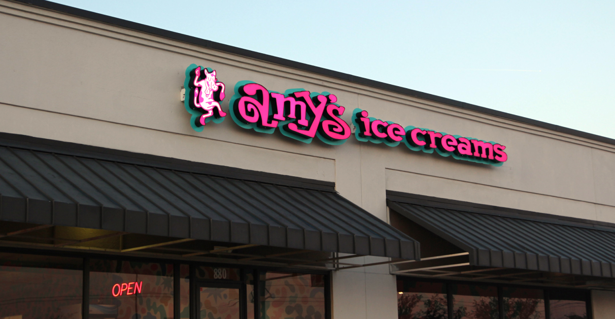 Round Rock store front